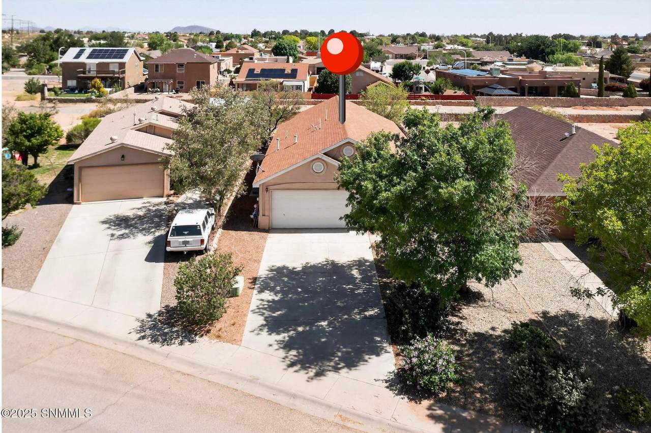 4806 Calle Bella Avenue - Photo 1