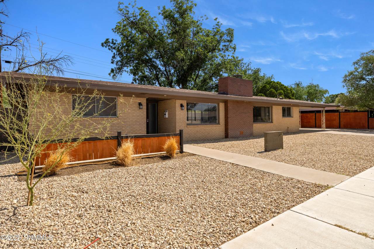 240 Townsend Terrace - Photo 1