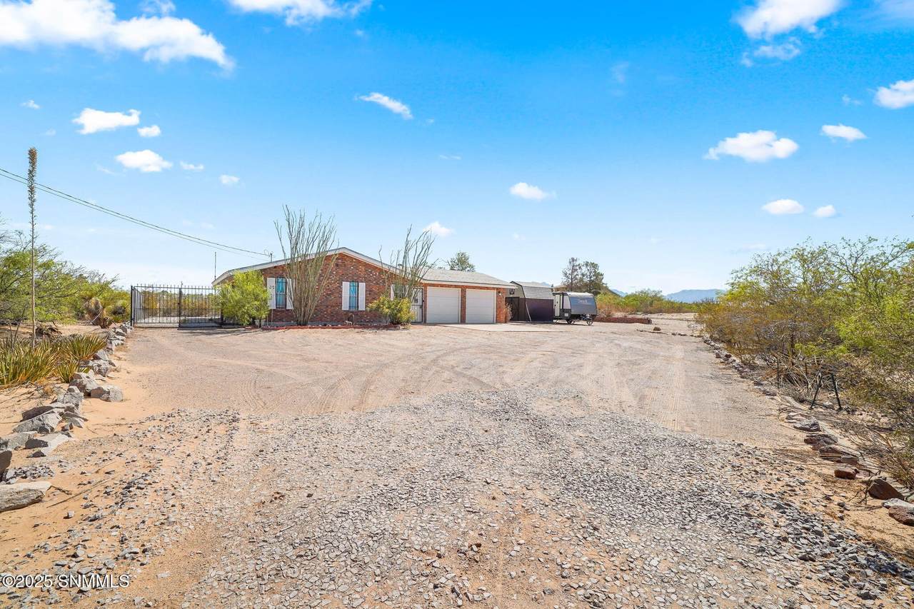 4835 Las Alturas Drive - Photo 1