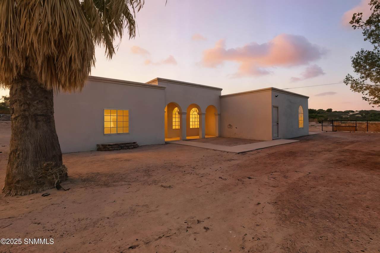 5060 Sioux Trail - Photo 1