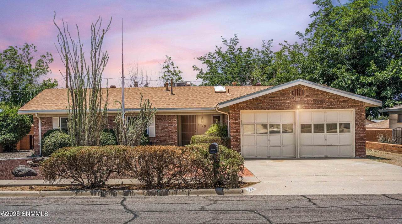 1710 Camino Del Rex - Photo 1