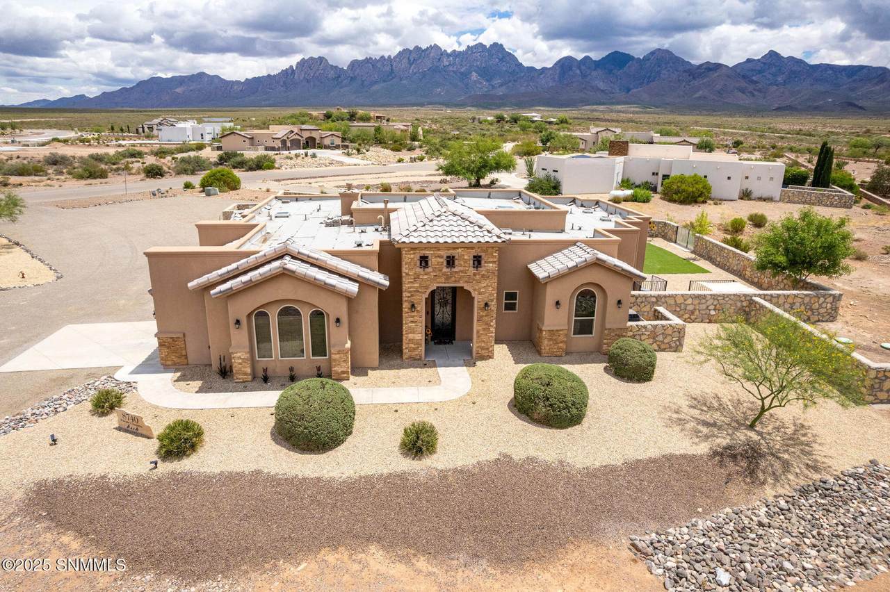 https://bt-photos.global.ssl.fastly.net/lascruces/1280_boomver_1_2502017-2.jpg