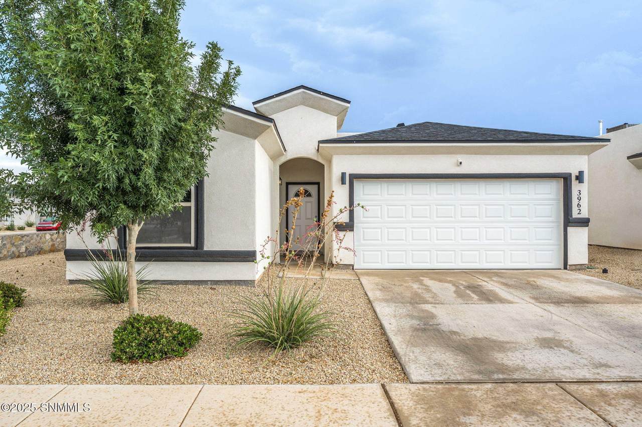 3962 Santa Sophia Road - Photo 1