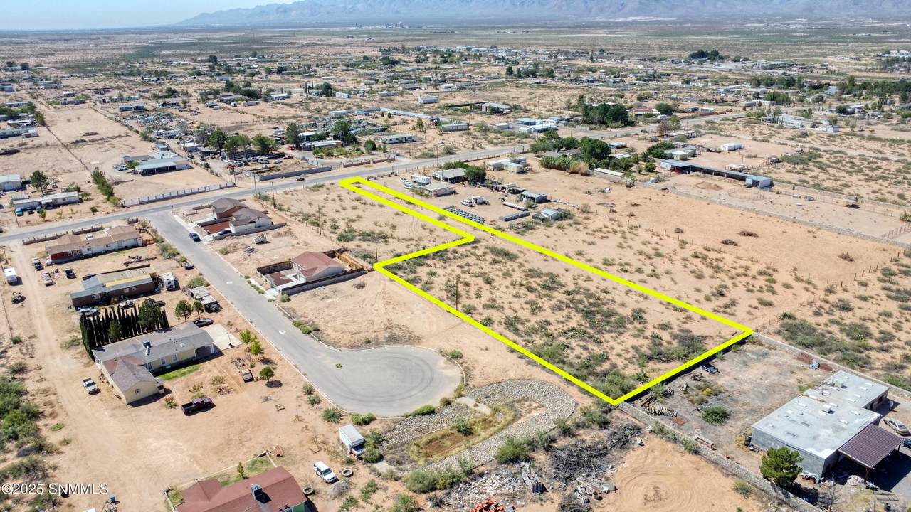 418 Paloma Blanca Drive - Photo 1
