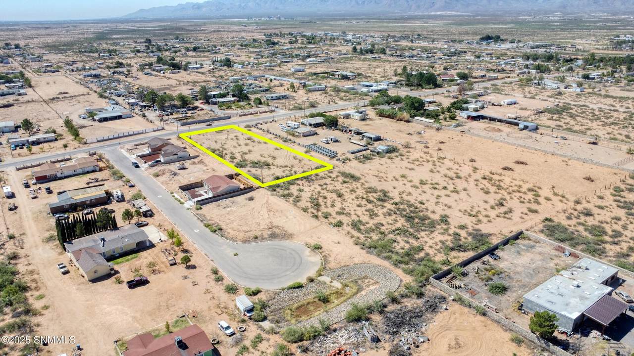 420 Paloma Blanca Drive - Photo 1