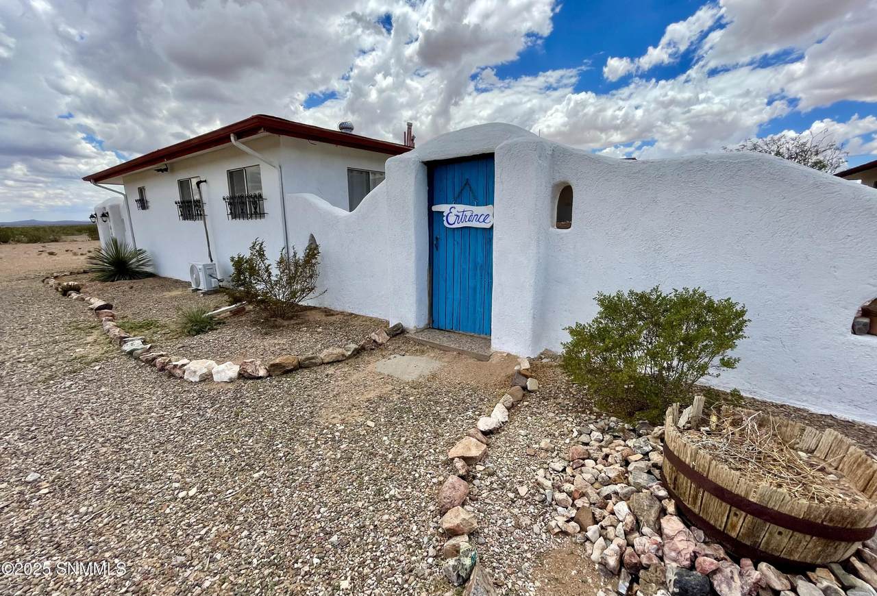 1308 N Boundary Avenue - Photo 1