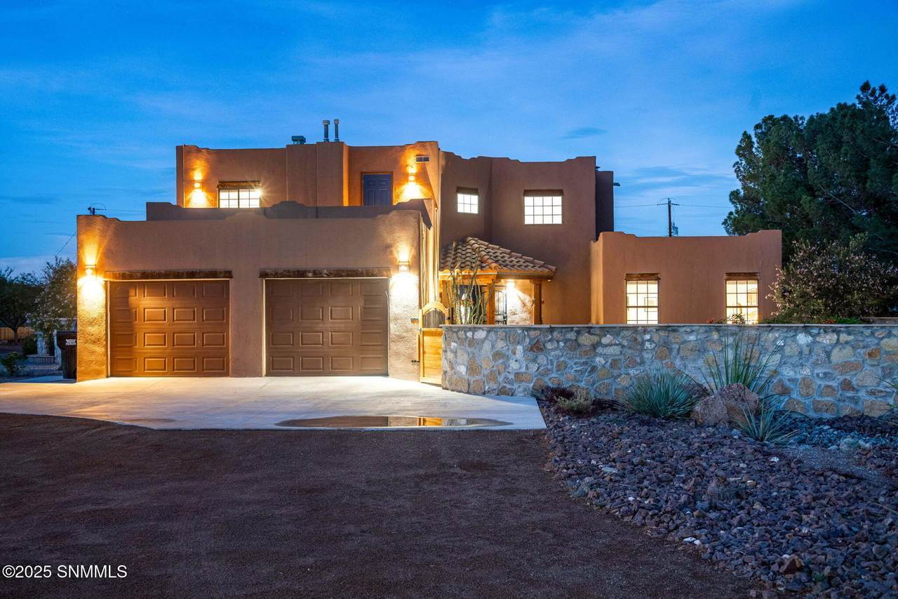 2990 Wildwind Road - Photo 1