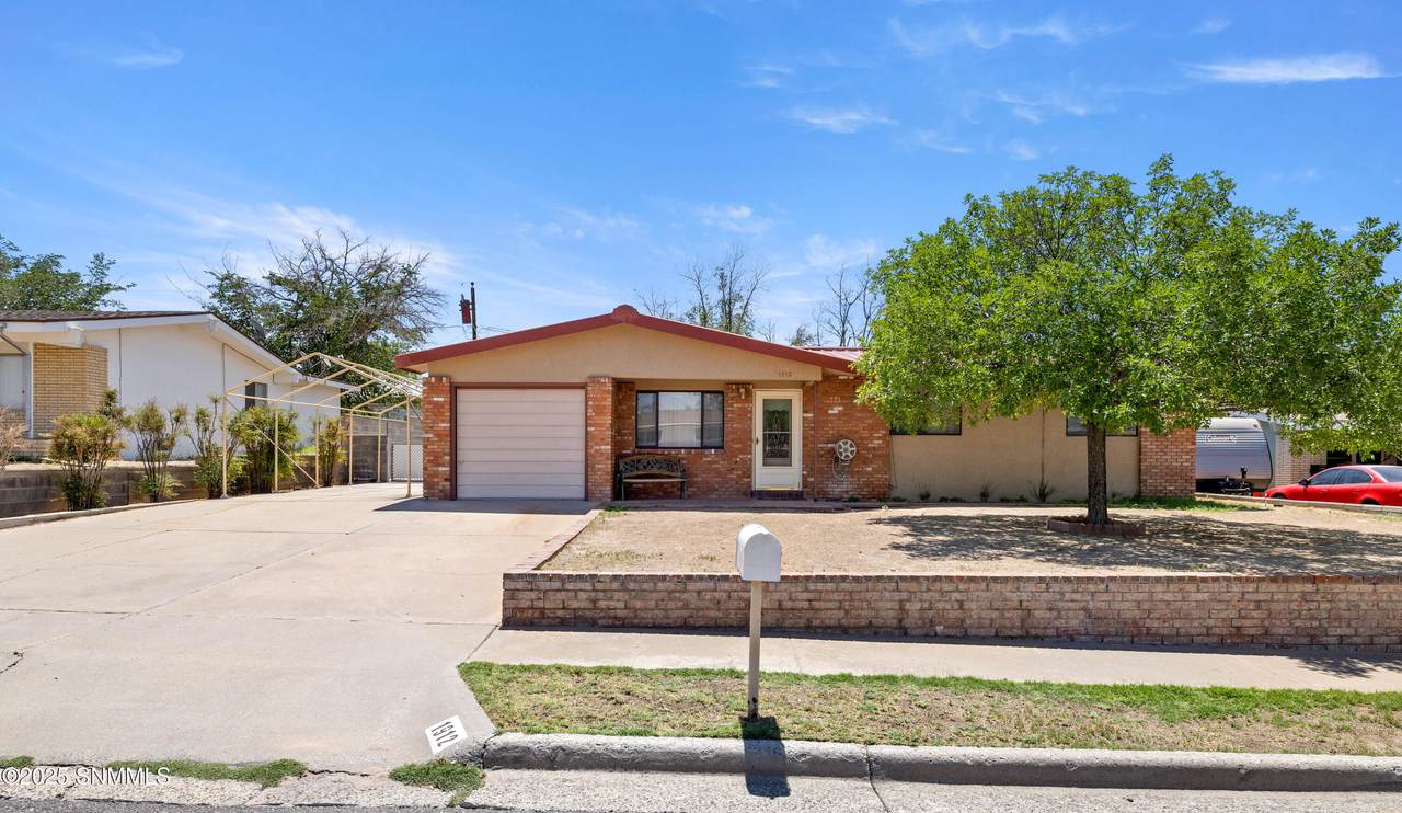 1912 Darlene Drive - Photo 1