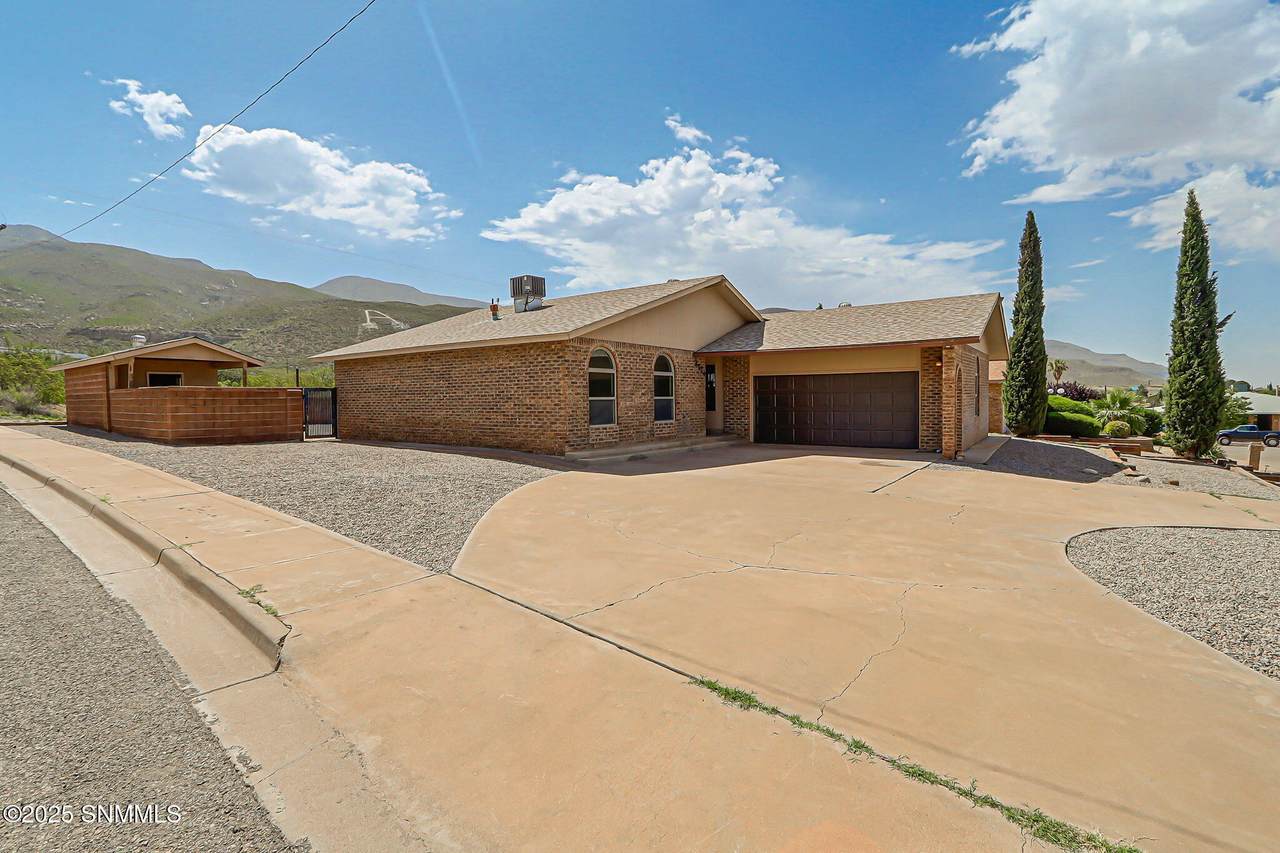 3224 Sioux Trail - Photo 1