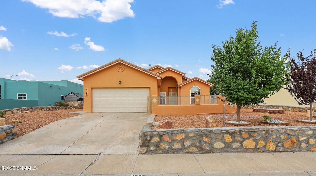 4282 Calle De Estrellas - Photo 1
