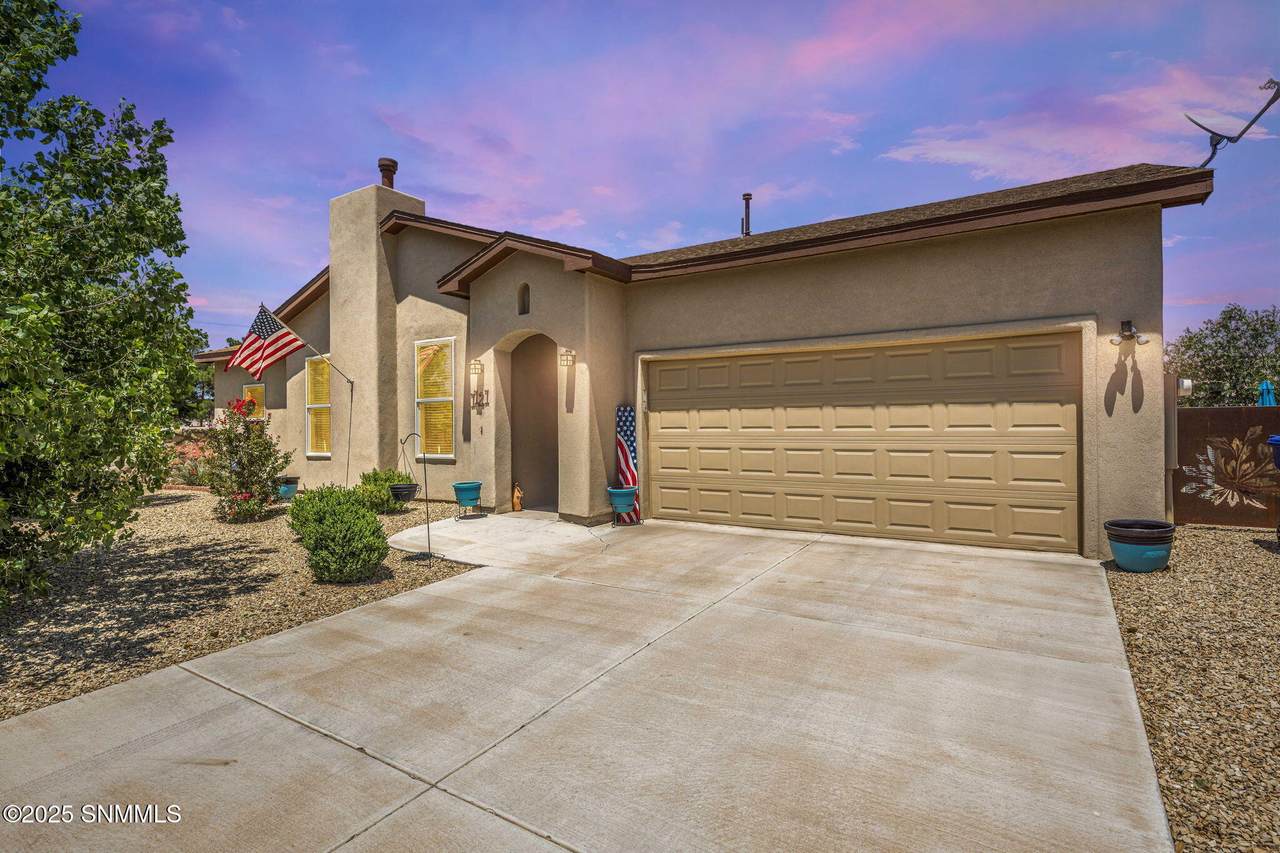 1121 Old West Way - Photo 1
