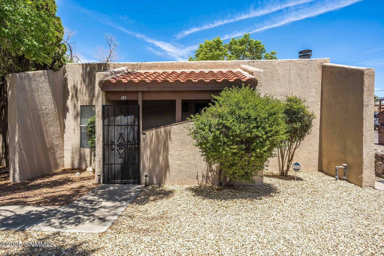 1345 Branson Avenue - Photo 1