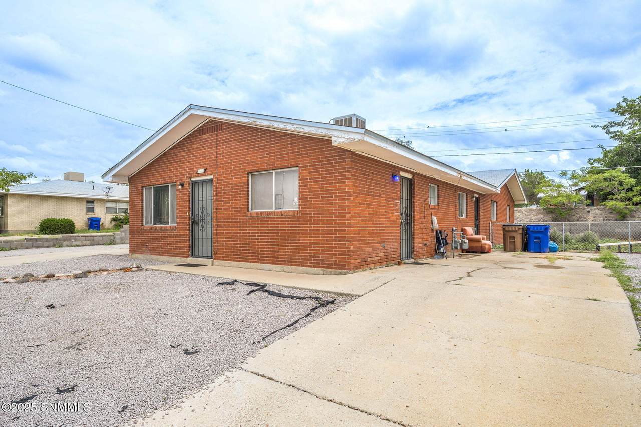 1855 Payne Street - Photo 1
