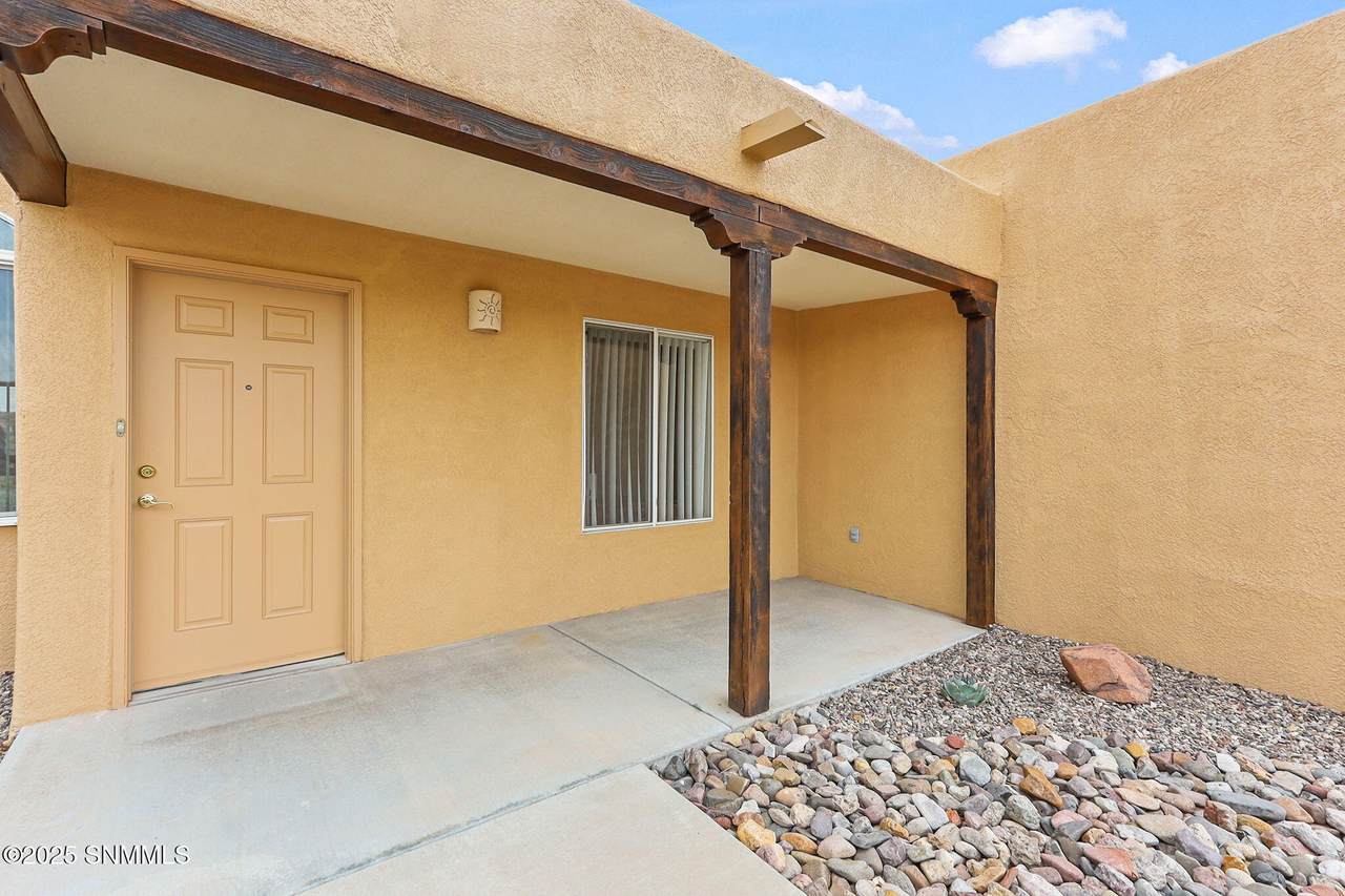 https://bt-photos.global.ssl.fastly.net/lascruces/1280_boomver_1_2502366-2.jpg