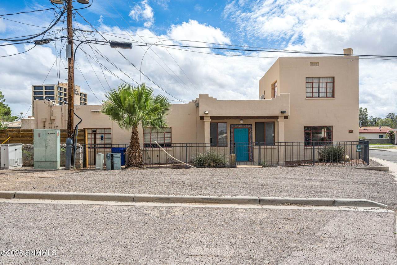 420 El Molino Boulevard - Photo 1