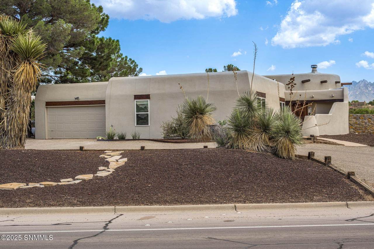 5211 Remington Road - Photo 1