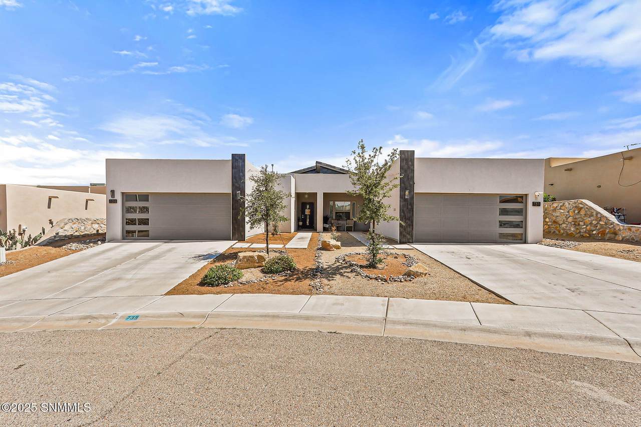 735 Hellenic Drive - Photo 1