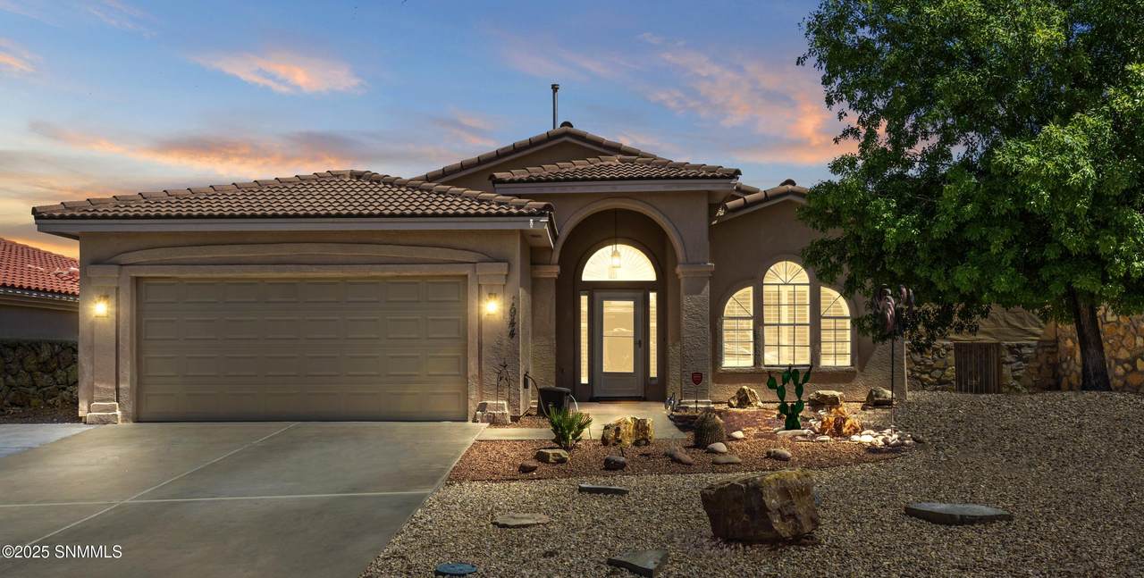 1944 Sedona Hills Parkway - Photo 1