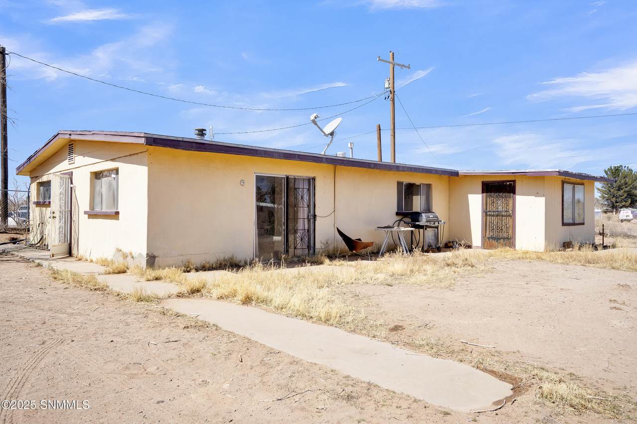 579 Arrowhead Drive - Photo 1