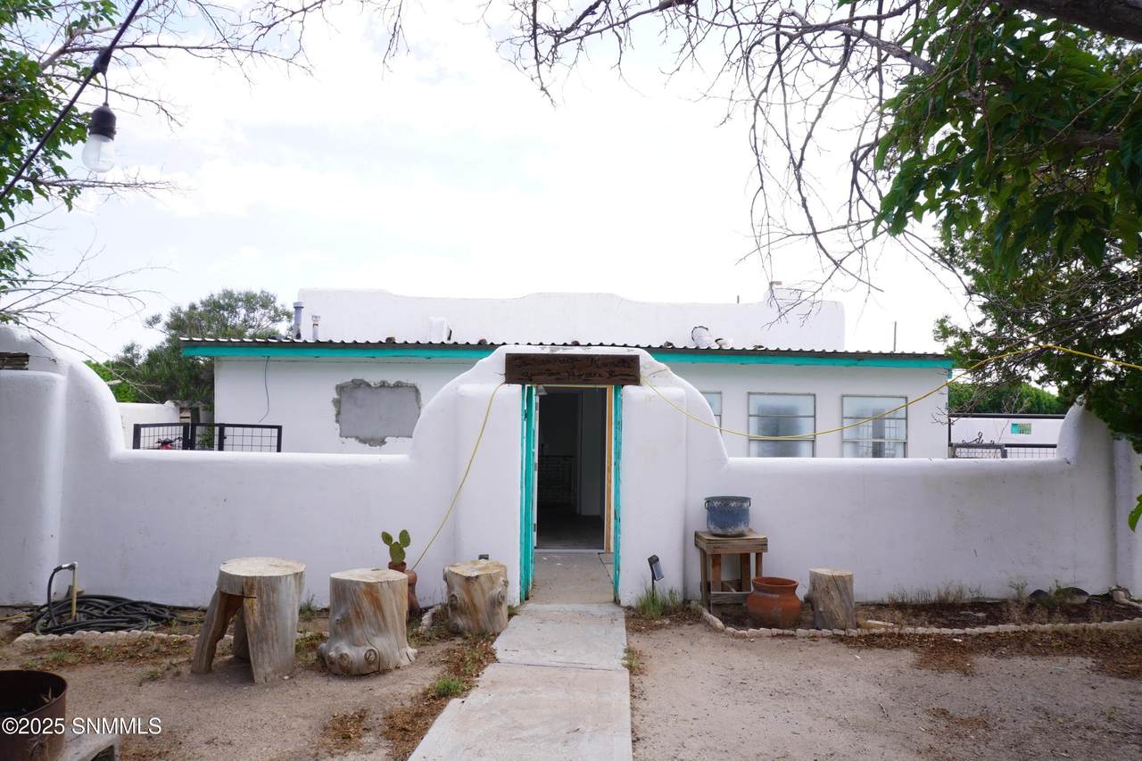 11110 Westside Road - Photo 1