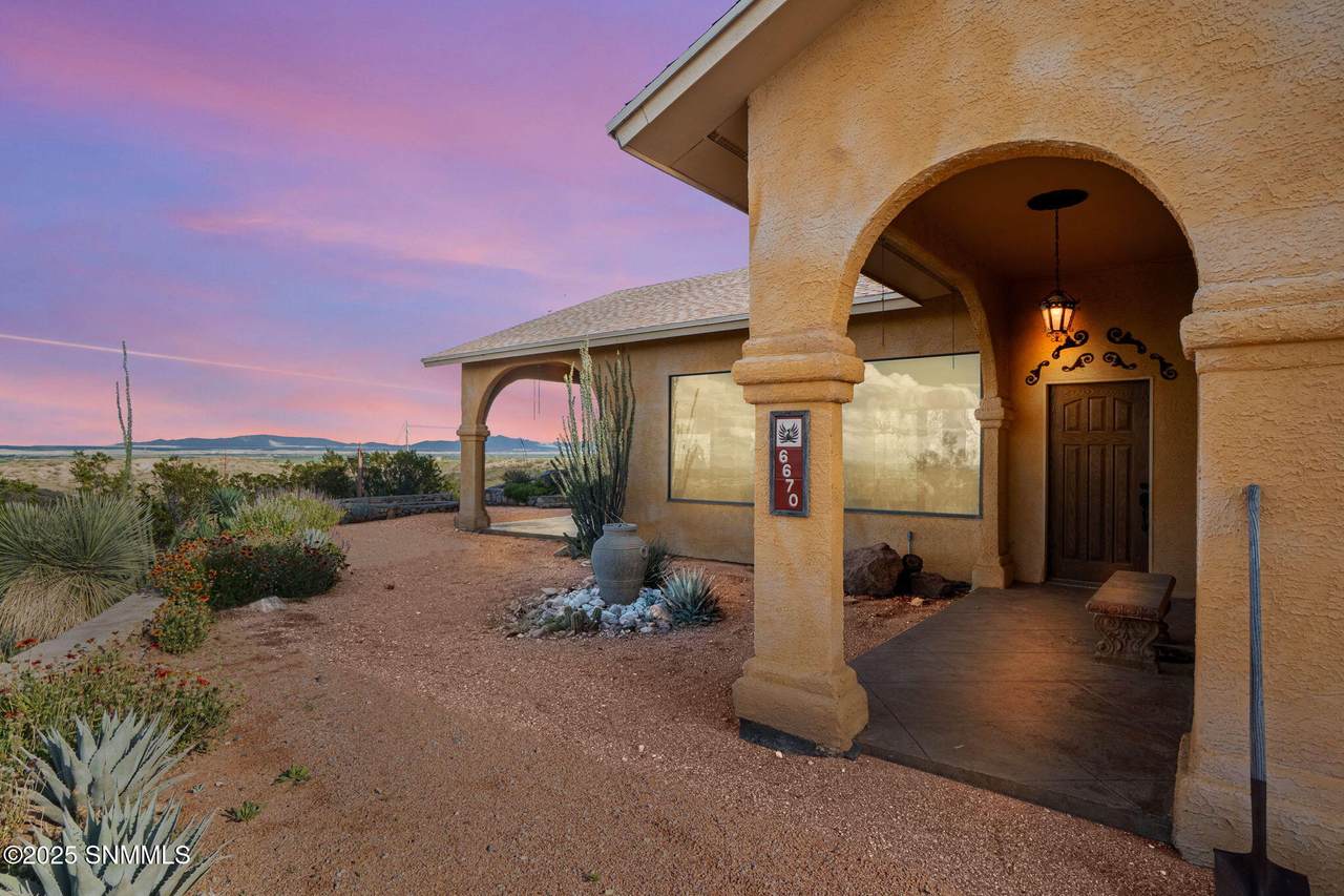 6670 Camino Secreto - Photo 1