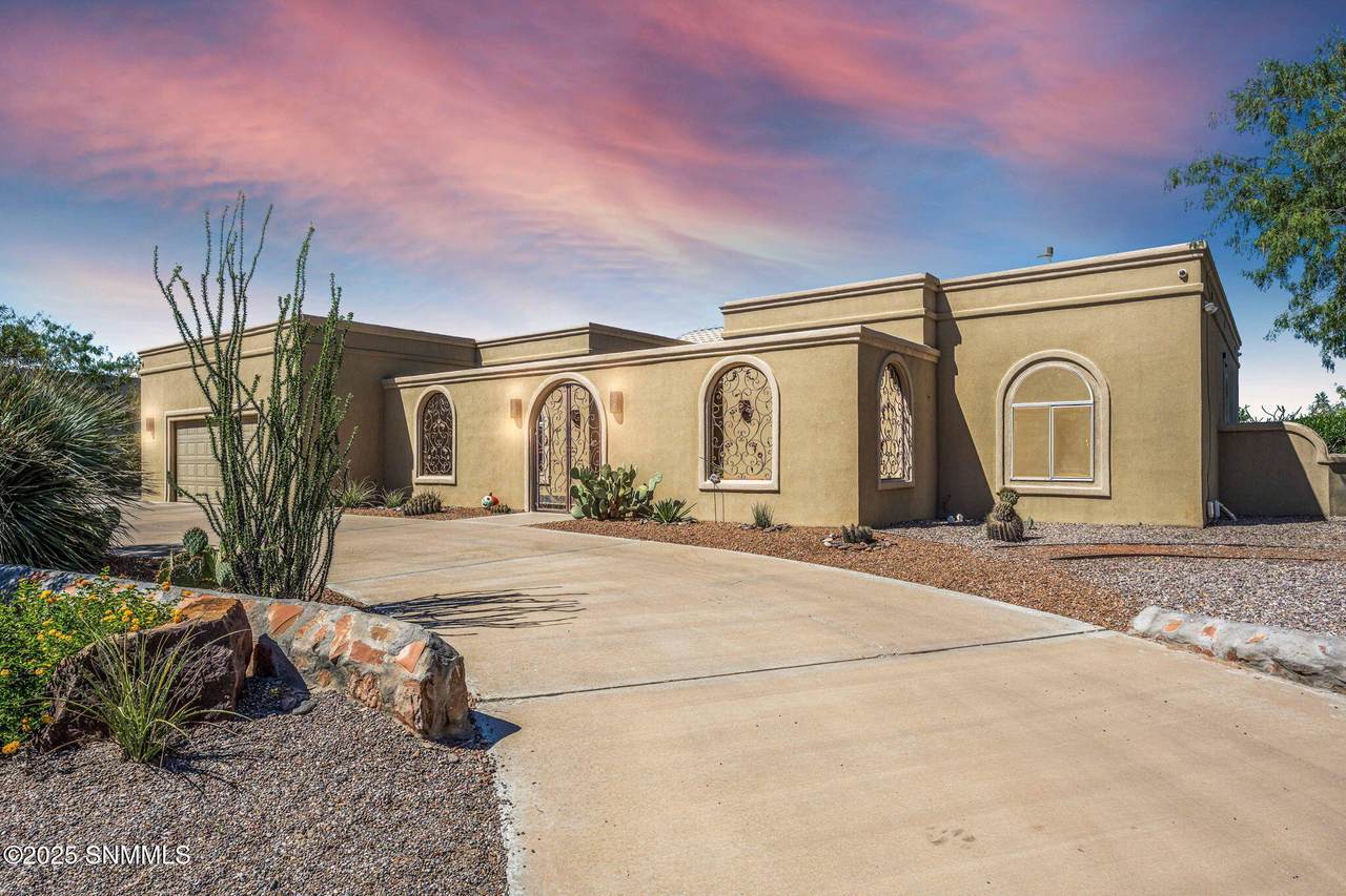 6668 Vista Hermosa Street - Photo 1