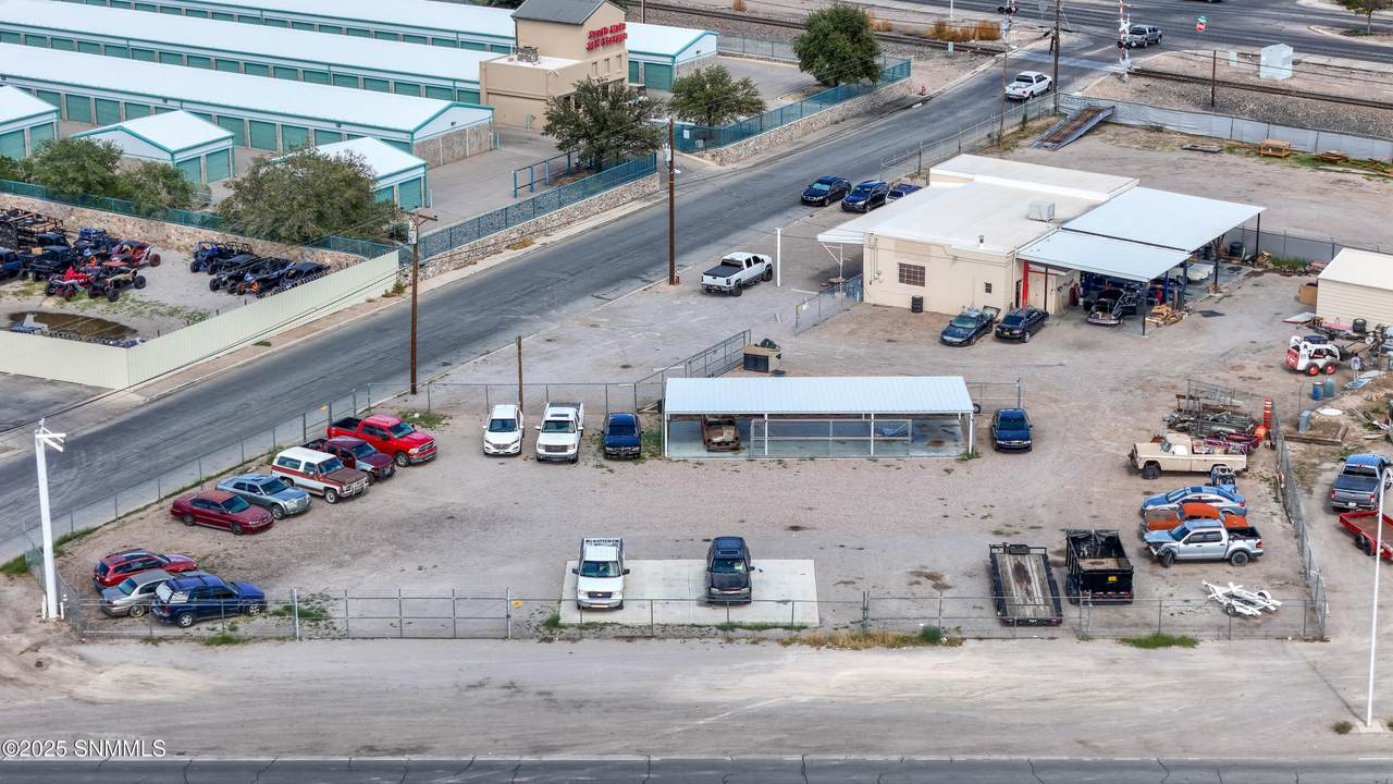 2205 Valley Drive - Photo 1