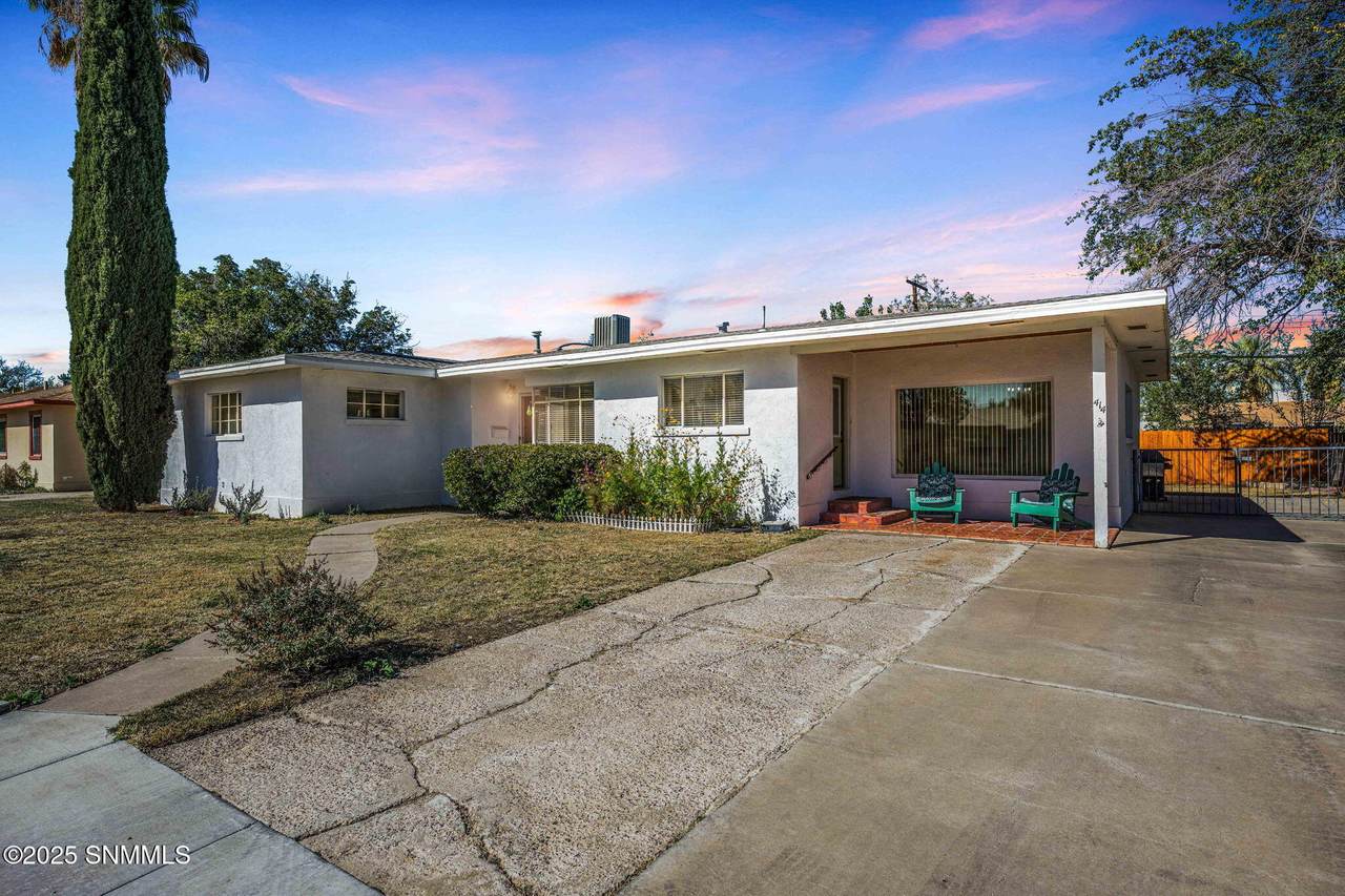 414 Phillips Drive - Photo 1