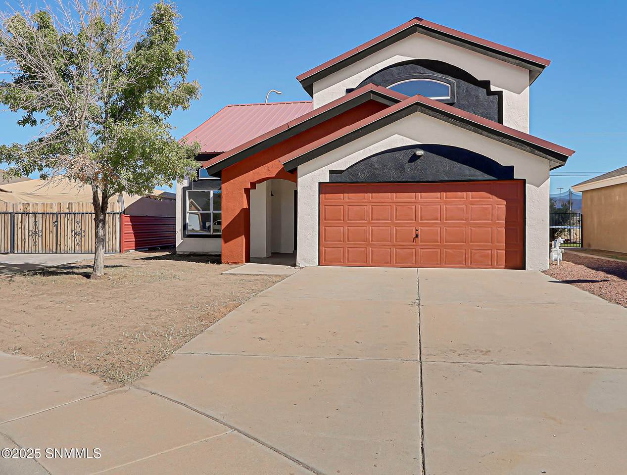 1255 Fountain Loop - Photo 1