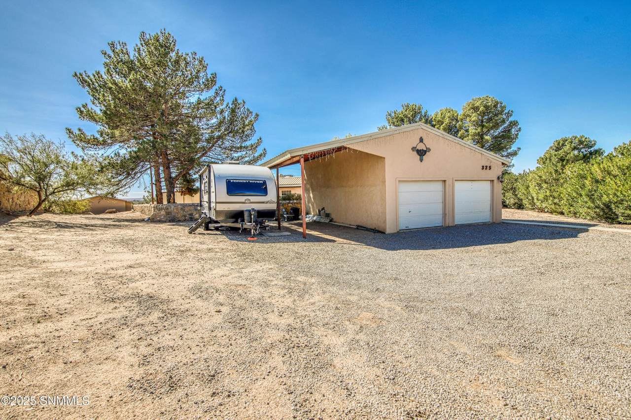 325 Valley View Avenue - Photo 1