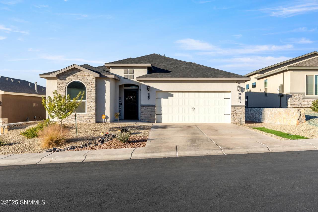 2945 St. Charles Avenue - Photo 1