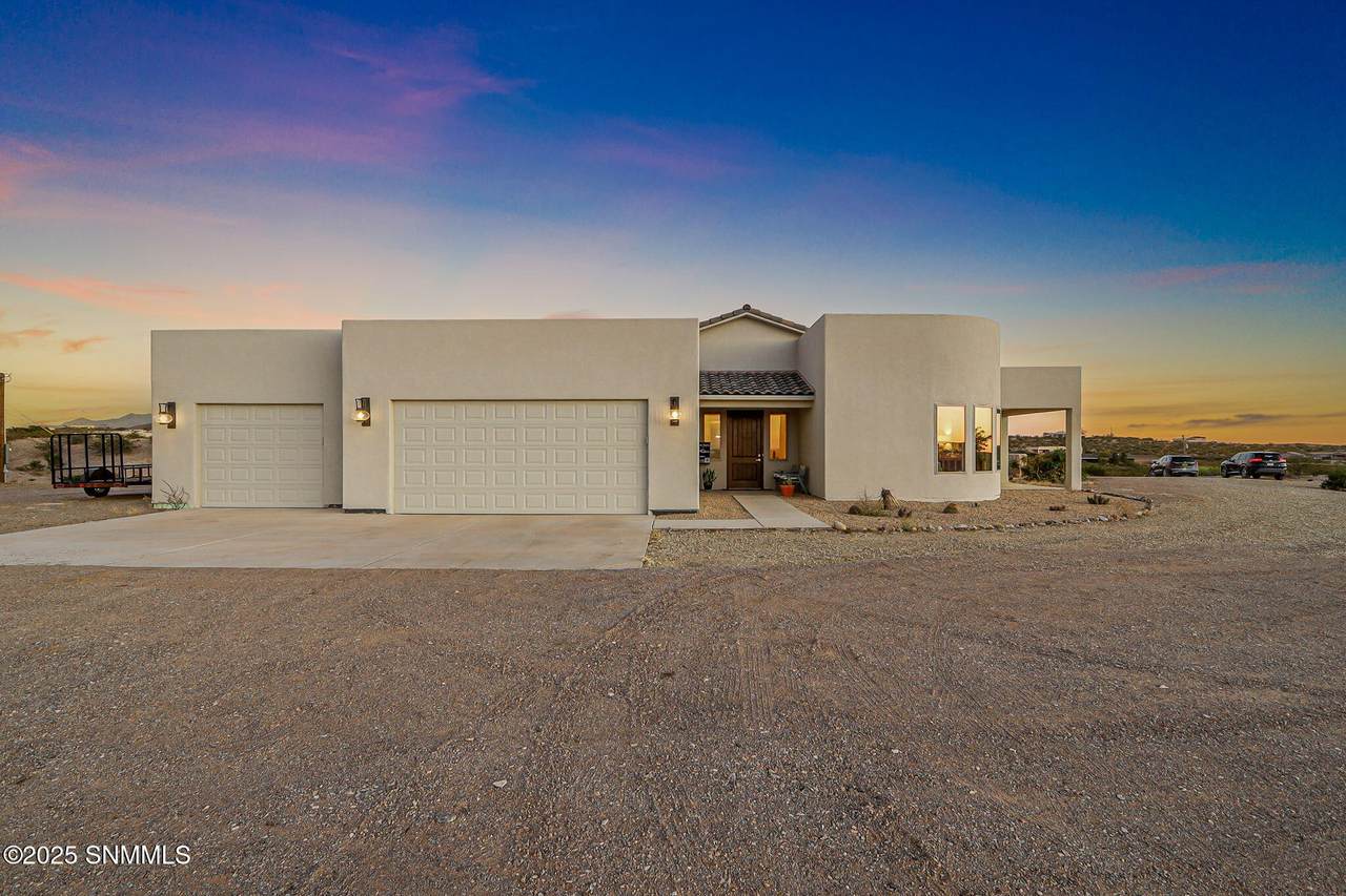 1963 Guamis Road - Photo 1