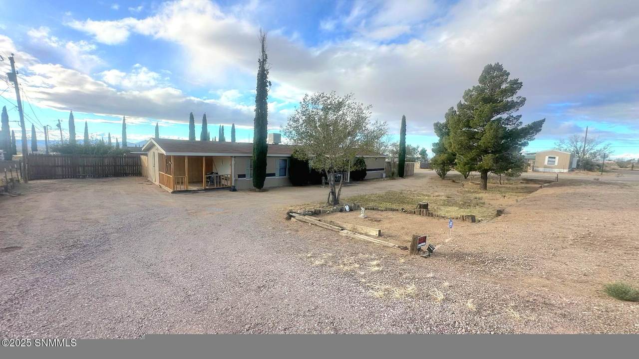 5955 Fifth Street - Photo 1