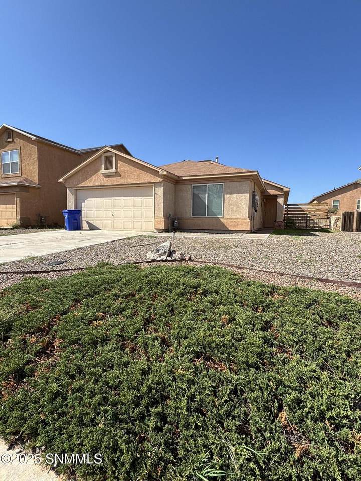 5819 Desert Peak Place - Photo 1