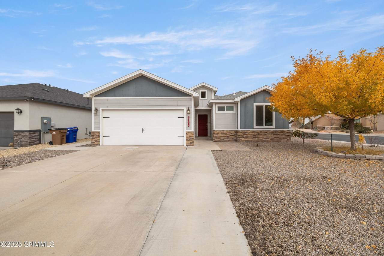 2997 St Charles Avenue - Photo 1