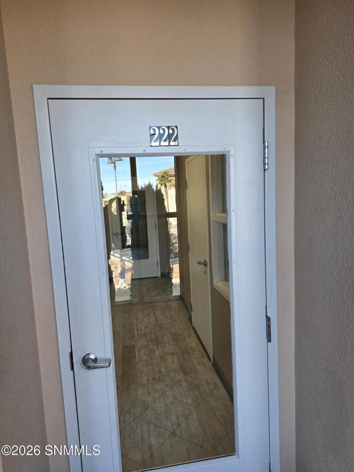 141 Roadrunner Parkway - Photo 1