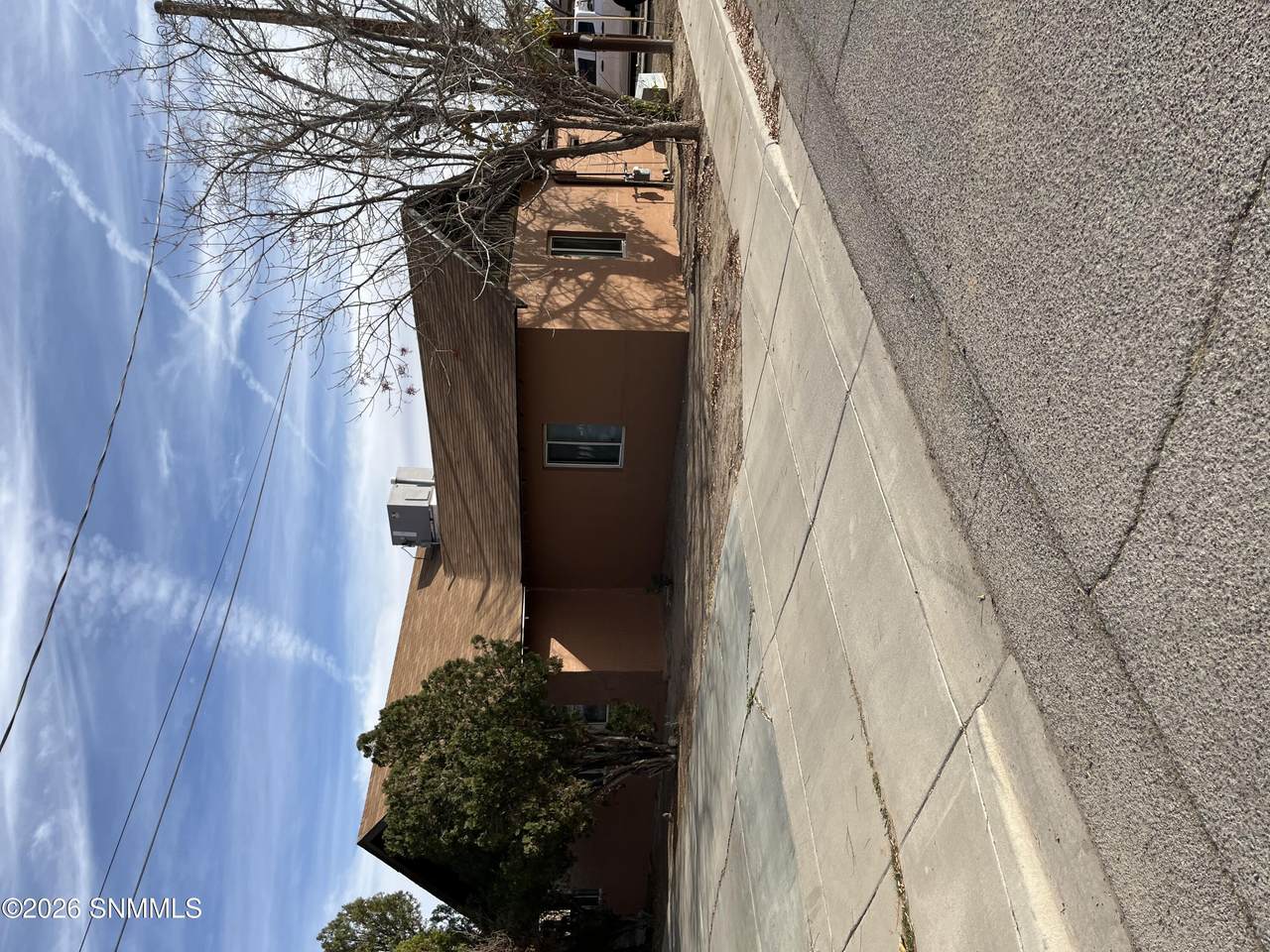 635 Hoagland - Photo 1