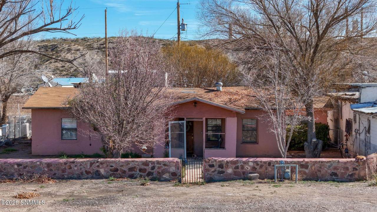 8980 Highway 187 - Photo 1