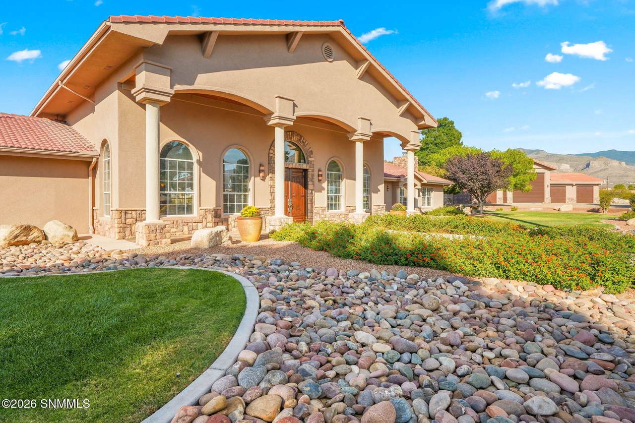 https://bt-photos.global.ssl.fastly.net/lascruces/1280_boomver_1_2600425-2.jpg