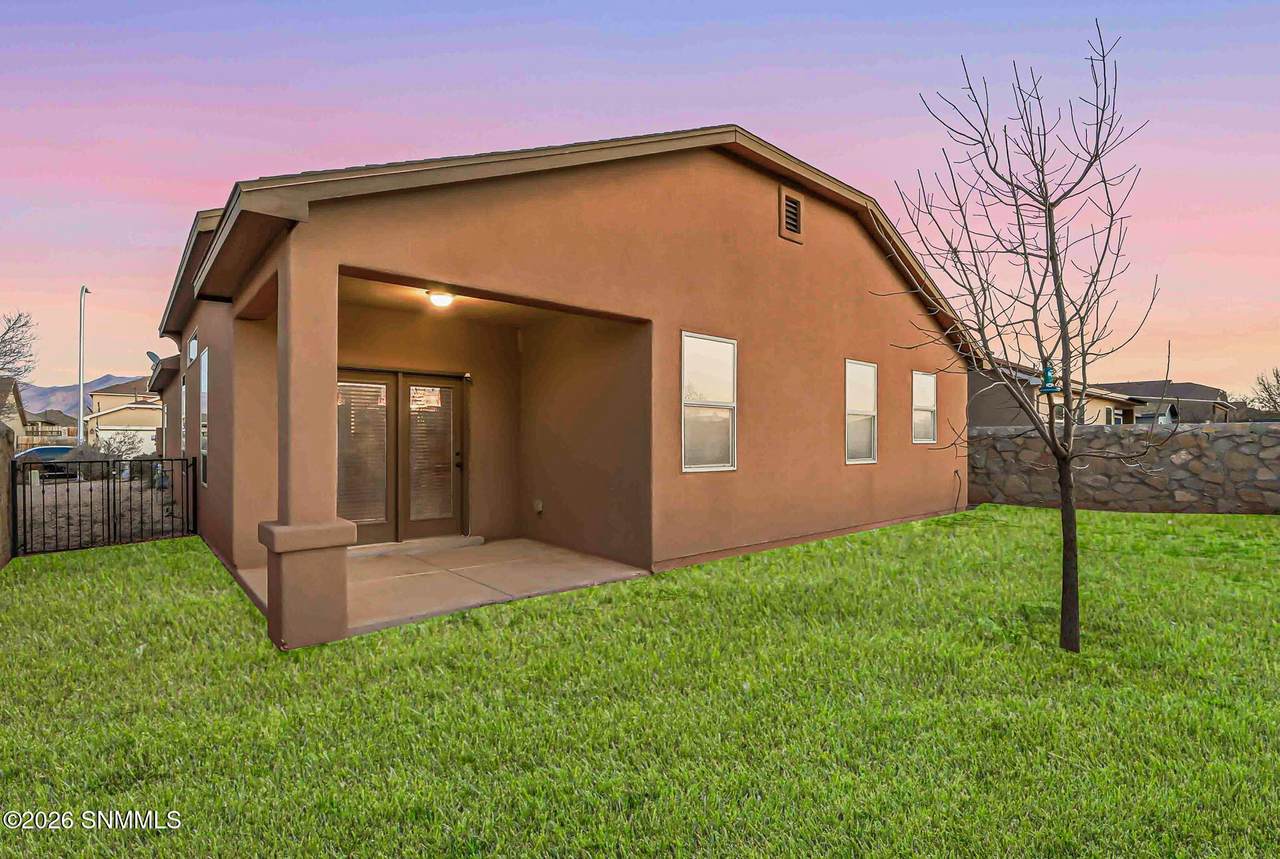 https://bt-photos.global.ssl.fastly.net/lascruces/1280_boomver_1_2600440-2.jpg