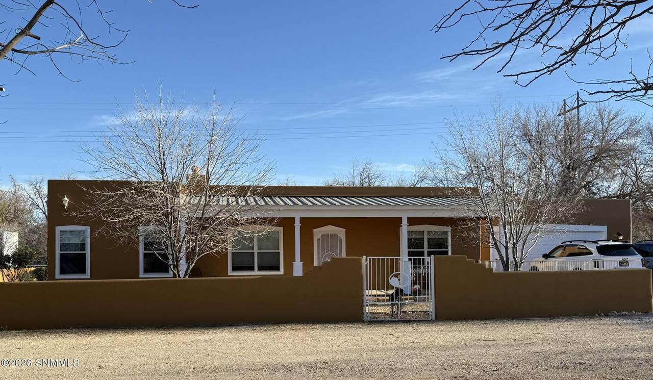 3595 Lucky Lindy Lane - Photo 1