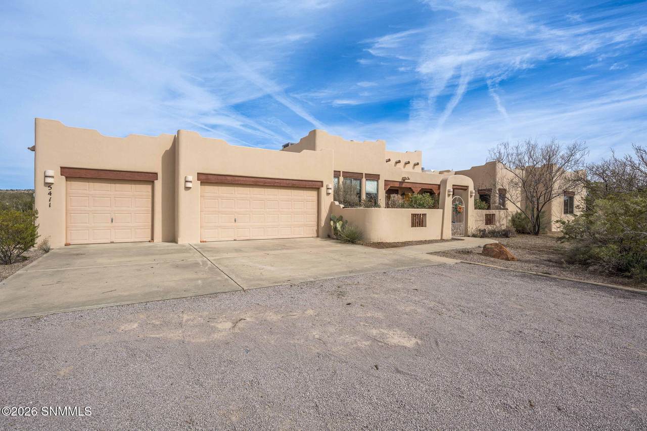 5411 Superstition Drive - Photo 1