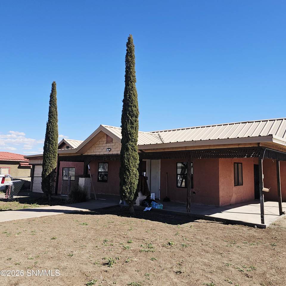 446 North Street - Photo 1