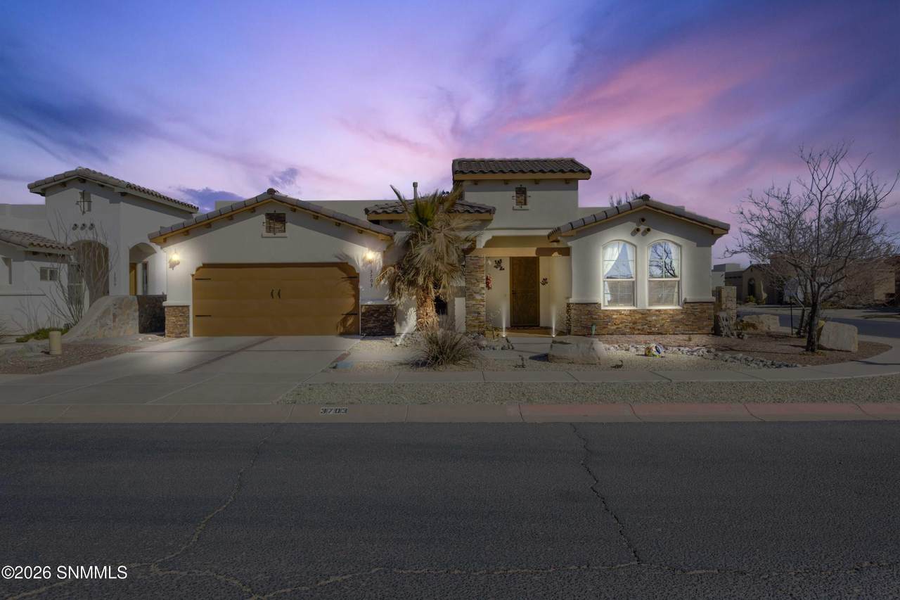 3703 Santa Cecilia Avenue - Photo 1