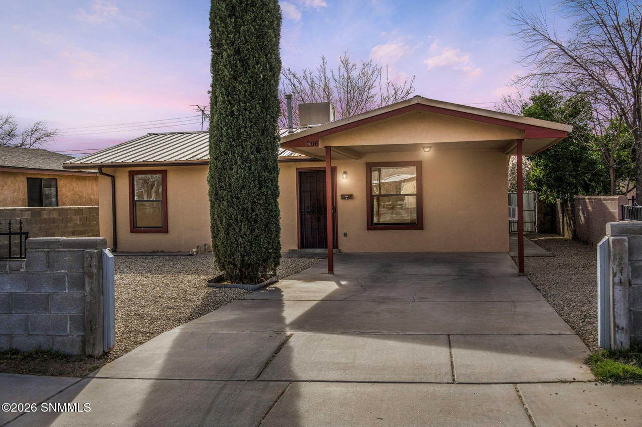 906 Rio Grande Street - Photo 1