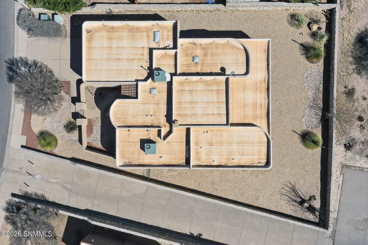 https://bt-photos.global.ssl.fastly.net/lascruces/1280_boomver_1_2600683-2.jpg