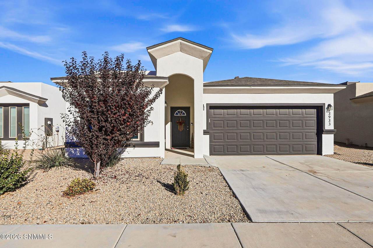 3933 Santa Sophia Road - Photo 1