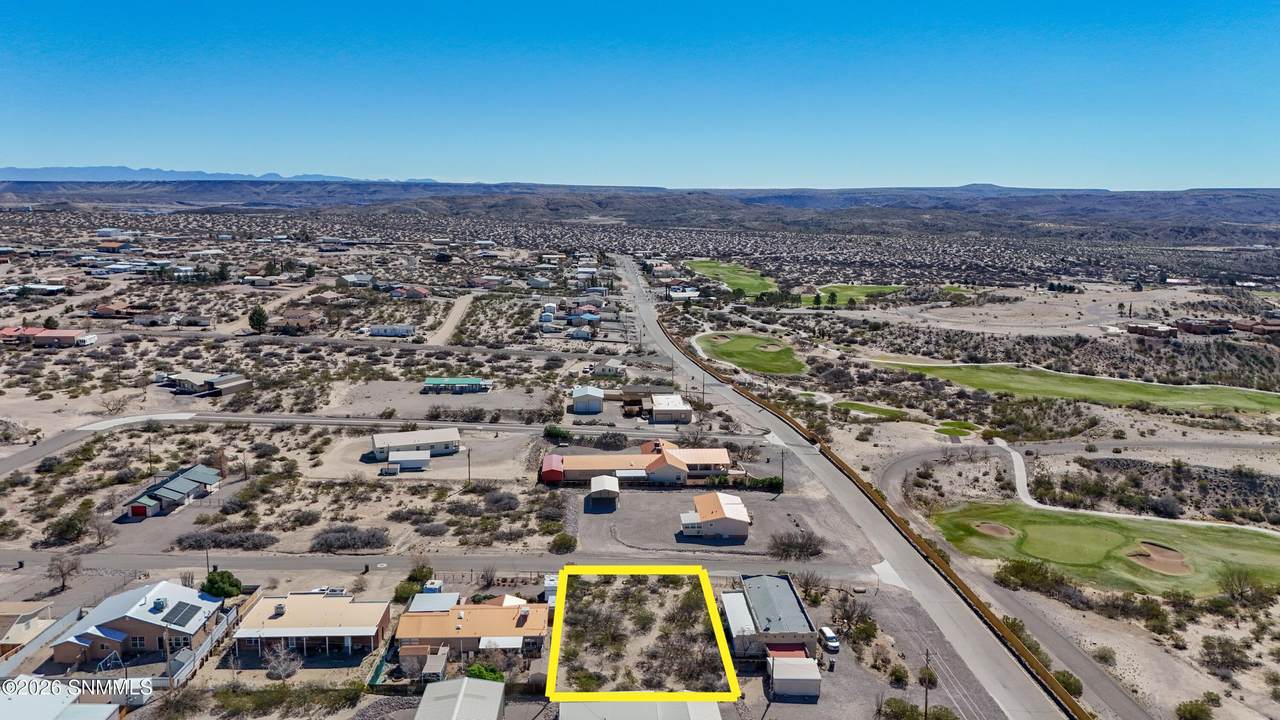 103 Jade Loop - Photo 1