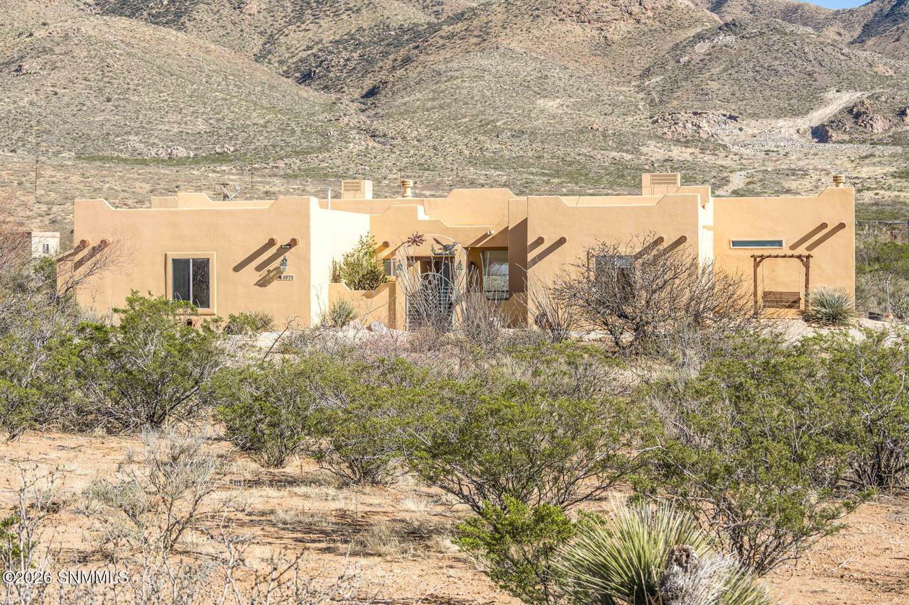 https://bt-photos.global.ssl.fastly.net/lascruces/1280_boomver_1_2600808-2.jpg