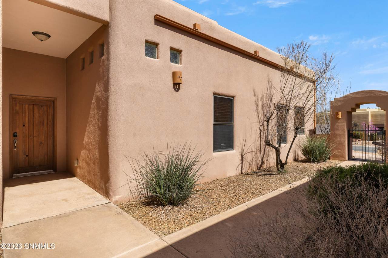 https://bt-photos.global.ssl.fastly.net/lascruces/1280_boomver_1_2600815-2.jpg